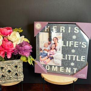 Cherish Life’s Little Moments Canvas Clip Frame